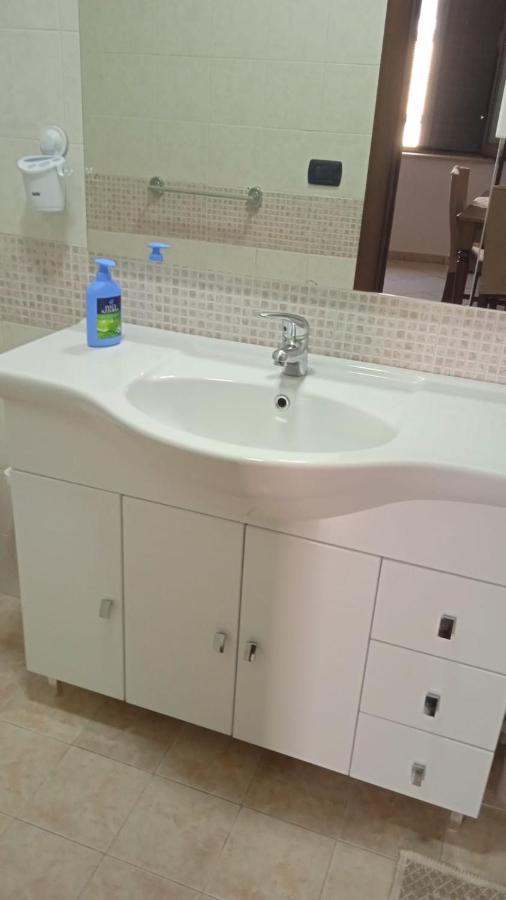 Casa Di Lucia Apartment บาโคลี ภายนอก รูปภาพ